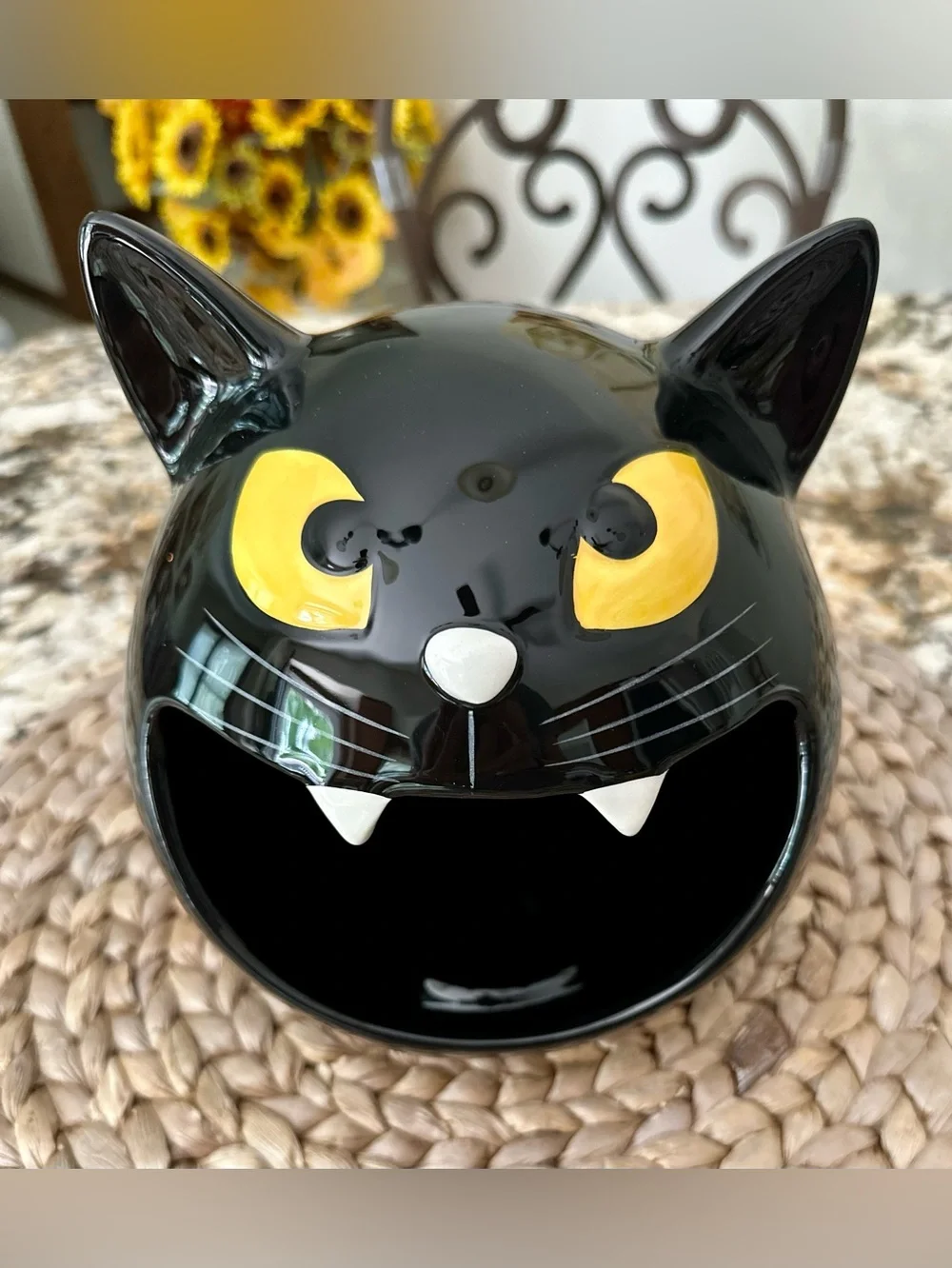 🖤 Black Cat Halloween Candy Dish with 'TRICK or TREAT’ Banner